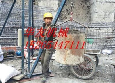 點(diǎn)擊查看詳細(xì)信息<br>標(biāo)題：華友機(jī)械建筑 挖樁 打井用小吊機(jī) 閱讀次數(shù)：6998