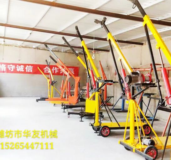 點(diǎn)擊查看詳細(xì)信息<br>標(biāo)題：裝車卸貨用小吊機(jī) 閱讀次數(shù)：3073